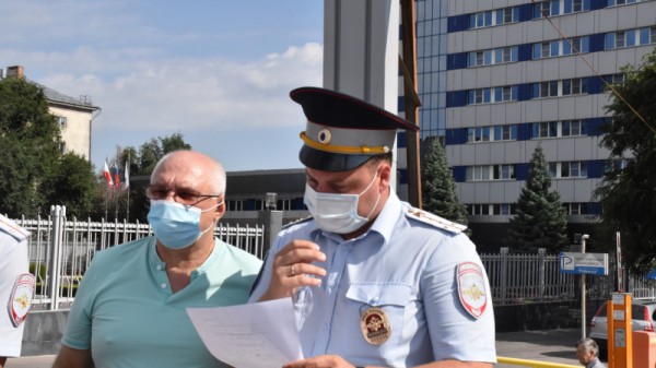 Чиновник: в Саратове подрядчик проспал рейд, где проверяли его работу
