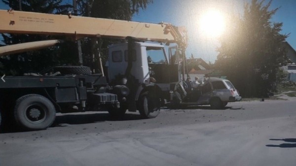 В столкновении с автокраном погибла 75-летняя женщина-водитель
