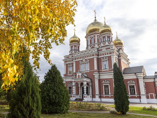 В Саратове состоится уникальная прощальная литургия епископа Лонгина