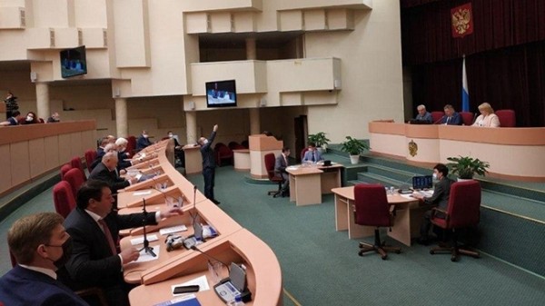 Мы закрываться не собираемся Мы закрываться не собираемся