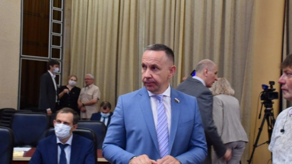 Глава правительства Саратовской области: &laquo;До конца года мы будем жить в режиме максимальной экономии средств. В следующем году будет не лучше&raquo;
