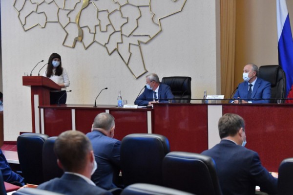 Глава региона провел заседание Координационного совета по противодействию распространению коронавирусной инфекции