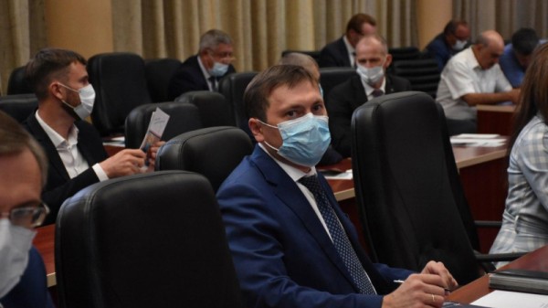 Губернатор предсказал рост безработицы в Саратовской области
