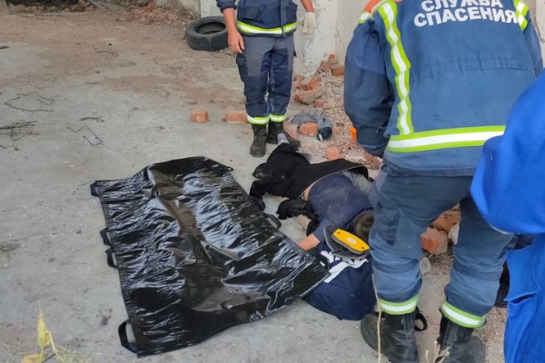 В Саратовском районе подросток упал с высоты 6 метров