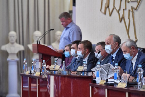 Глава региона провел заседание рабочей группы по решению проблем дольщиков