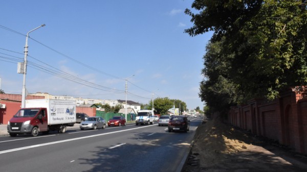 Чиновник мэрии объяснил, почему в Саратове не решаются дорожные проблемы: &laquo;Копилка бюджета города пуста. Вот откуда деньги брать?&raquo;
