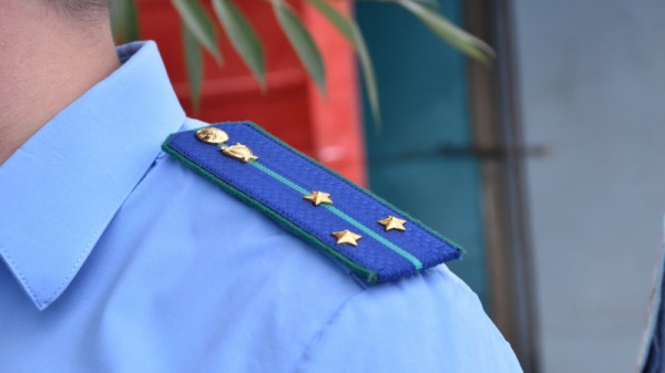 Чиновник мэрии объяснил, почему в Саратове не решаются дорожные проблемы: &laquo;Копилка бюджета города пуста. Вот откуда деньги брать?&raquo;
