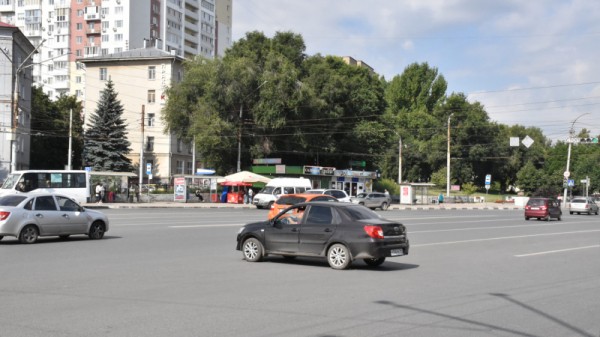 Чиновник мэрии объяснил, почему в Саратове не решаются дорожные проблемы: &laquo;Копилка бюджета города пуста. Вот откуда деньги брать?&raquo;
