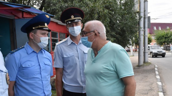 Чиновник: в Саратове подрядчик проспал рейд, где проверяли его работу
