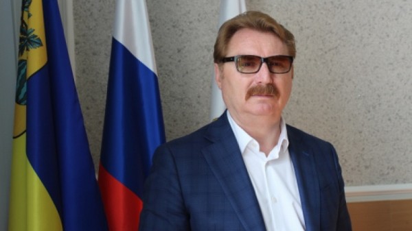 Завод III класса опасности начали строить за несколько месяцев до общественных слушаний. Чиновник призвал &laquo;радоваться, а не хайповать&raquo;
