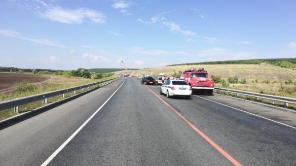 В тройной аварии под Саратовом пострадали два пенсионера
