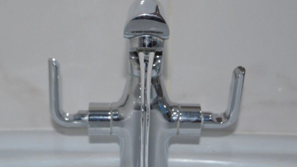 В домах на Шелковичной отключили воду
В домах на Шелковичной отключили воду