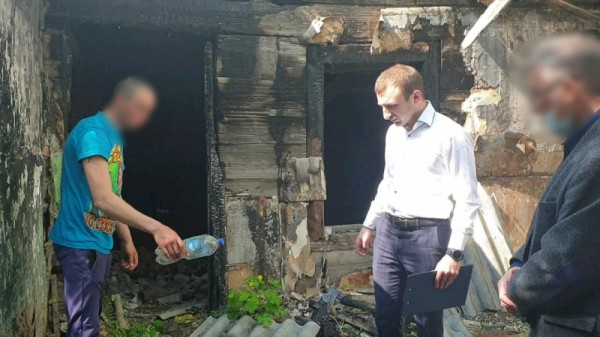 Молодой человек сжег дом, в котором спал его приятель. Вынесен приговор суда
Молодой человек сжег дом, в котором спал его приятель. Вынесен приговор суда