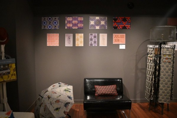 &laquo;Потри мне спину русским авангардом&raquo;: РОСИЗО организовал художественную выставку о дизайне в салоне элитной мебели