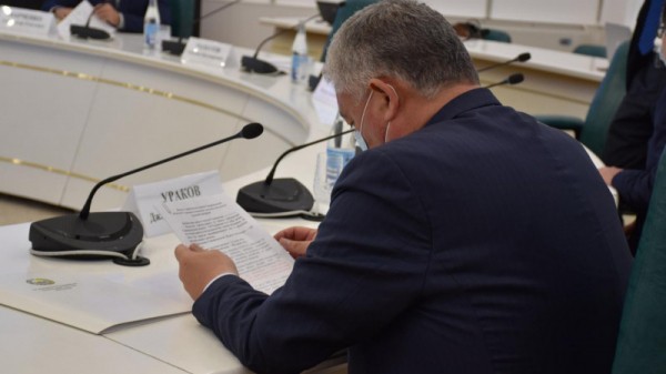 Чиновники договорились увеличить товарооборот между Саратовской областью и Узбекистаном до 50 миллионов долларов. Этот показатель они назвали маленьким
