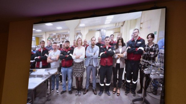 В Саратове назвали экспортеров года. Губернатор наградил бизнесменов
В Саратове назвали экспортеров года. Губернатор наградил бизнесменов