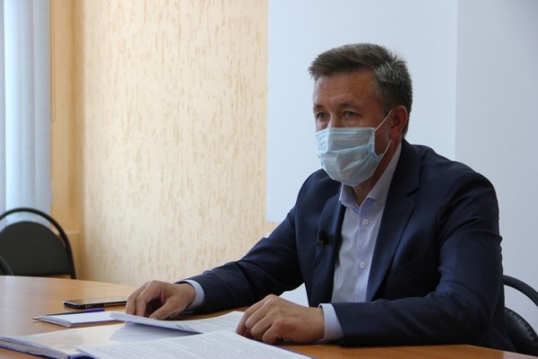 Глава Балаковского района рассказал о средней зарплате в 36 тысяч рублей, о восстановлении аэропорта и слухах об экономии на туалетной бумаге в мэрии Глава Балаковского района рассказал о средней зарплате в 36 тысяч рублей, о восстановлении аэропорта и слухах об экономии на туалетной бумаге в мэрии