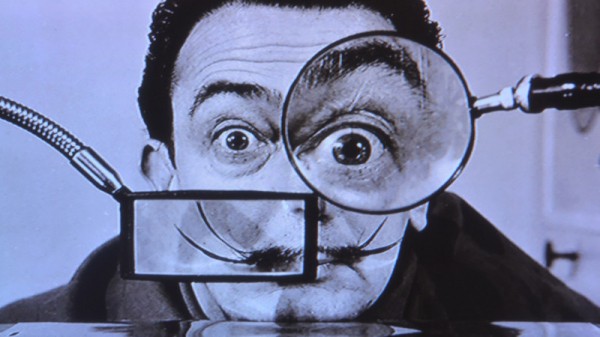 В Саратов привезли оригинальные произведения Сальвадора Дали
