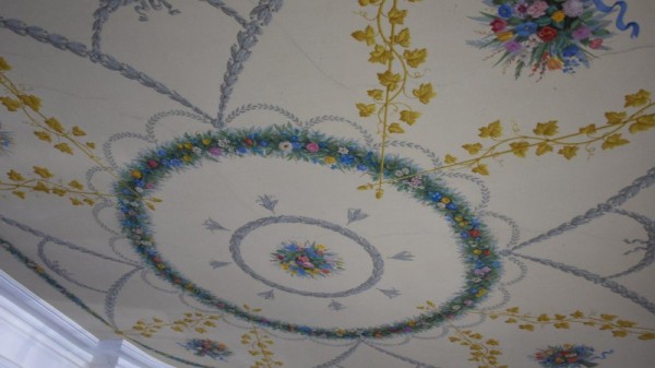 В саратовском музее зачитали поздравление президента России
В саратовском музее зачитали поздравление президента России