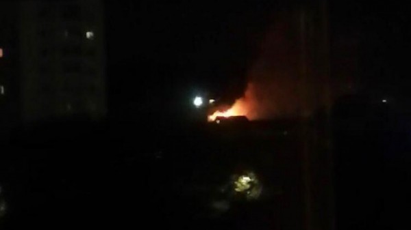 В Ленинском районе Саратова горит дом (видео)
