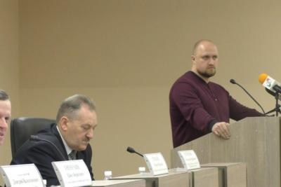 
В срыве программы "Пешеходный Балаково" обвинили коронавирус у рабочих					