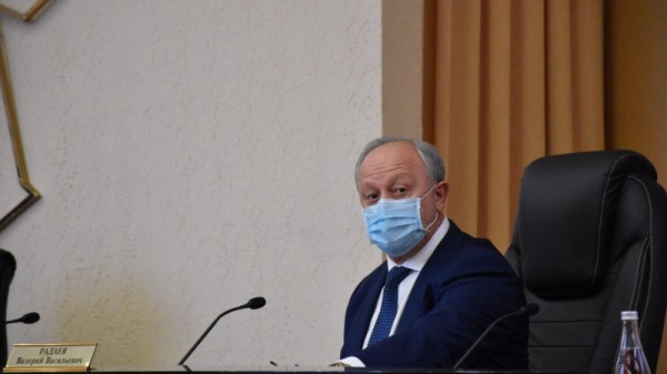 В Саратове назвали экспортеров года. Губернатор наградил бизнесменов
В Саратове назвали экспортеров года. Губернатор наградил бизнесменов