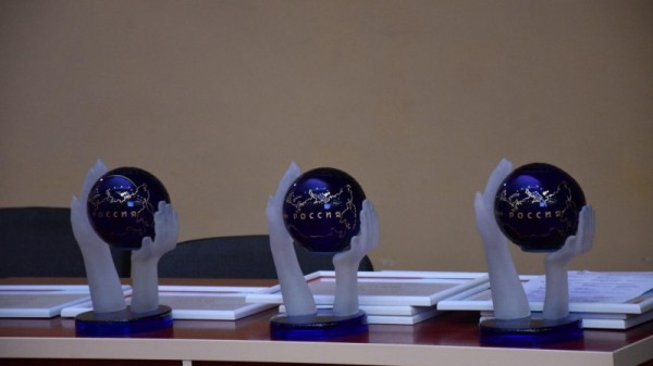 В Саратове назвали экспортеров года. Губернатор наградил бизнесменов
В Саратове назвали экспортеров года. Губернатор наградил бизнесменов