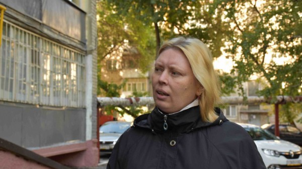 Благоустройство дворов. Саратовцы пожаловались на рабочих, спиливших два десятка деревьев
Благоустройство дворов. Саратовцы пожаловались на рабочих, спиливших два десятка деревьев