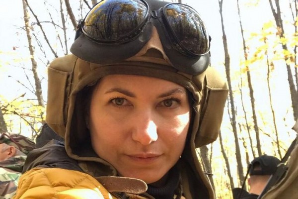 &laquo;Продукт будем бомбический&raquo;: председатель комитета по туризму после поездки на БТР пролетела над Саратовом на гидроплане