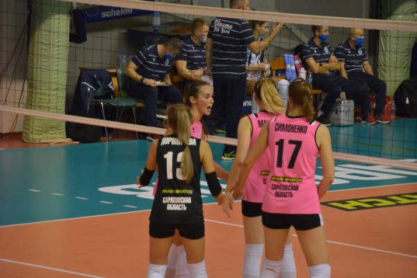 &laquo;Протон&raquo; дома в напряженном матче проиграл действующим чемпионкам России