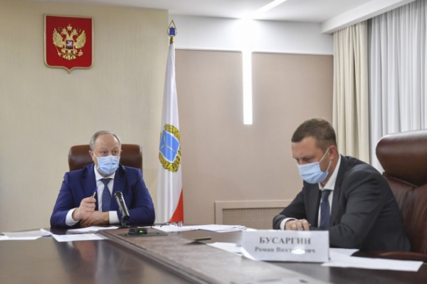 Глава региона провел совещание по вопросам строительства социально важных объектов в Саратове и Энгельсском районе Глава региона провел совещание по вопросам строительства социально важных объектов в Саратове и Энгельсском районе