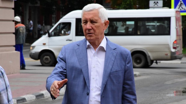 За месяц Саратовскую областную думу покинут уже четыре депутата
