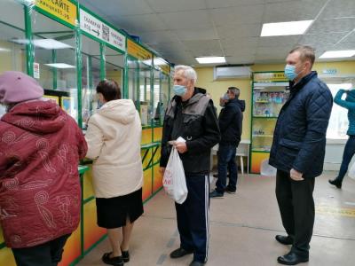 
Бусаргин обнаружил в саратовских аптеках дефицит противовирусных препаратов					