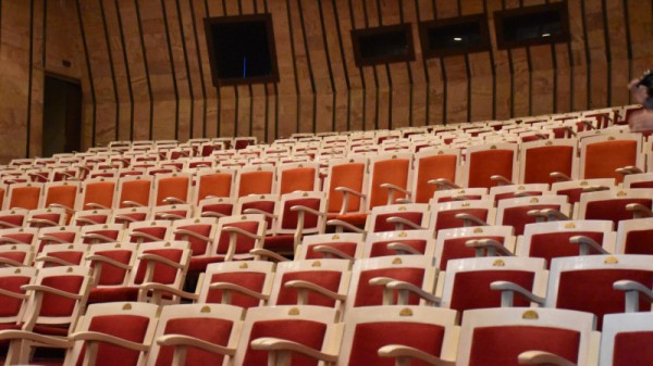 Журналистам провели экскурсию по новому зданию театра, где будут ставить оперу и балет (фоторепортаж)
Журналистам провели экскурсию по новому зданию театра, где будут ставить оперу и балет (фоторепортаж)