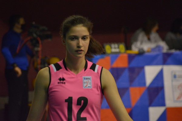 &laquo;Протон&raquo; дома в напряженном матче проиграл действующим чемпионкам России