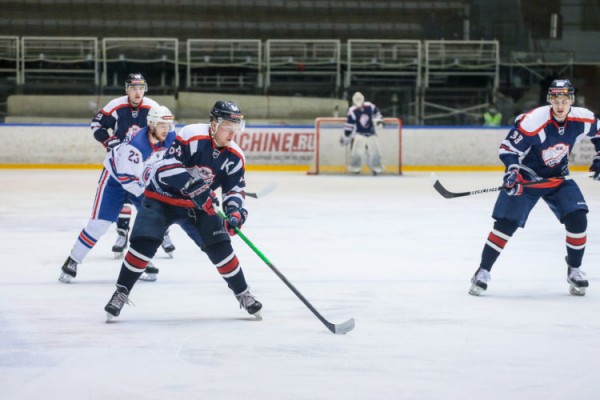 Качели в пользу гостей