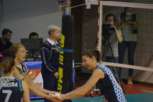 &laquo;Протон&raquo; дома в напряженном матче проиграл действующим чемпионкам России