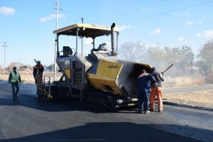 
Глава города побывал на ул. Клубная и дороге в поселок Нефтяников