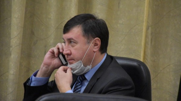 Саратовские чиновники планируют набрать кредитов и раздать нуждающимся 23 миллиарда рублей
Саратовские чиновники планируют набрать кредитов и раздать нуждающимся 23 миллиарда рублей