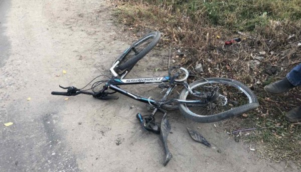 В Энгельсе погиб 12-ти летний велосипедист
В Энгельсе погиб 12-ти летний велосипедист