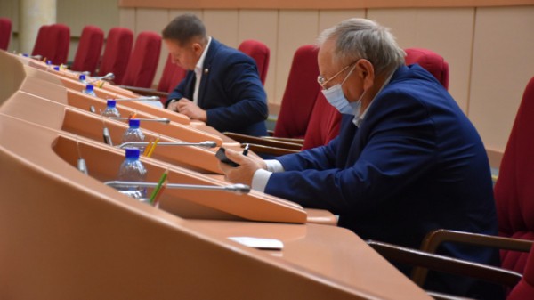 Роман Бусаргин стал главой правительства Саратовской области
Роман Бусаргин стал главой правительства Саратовской области