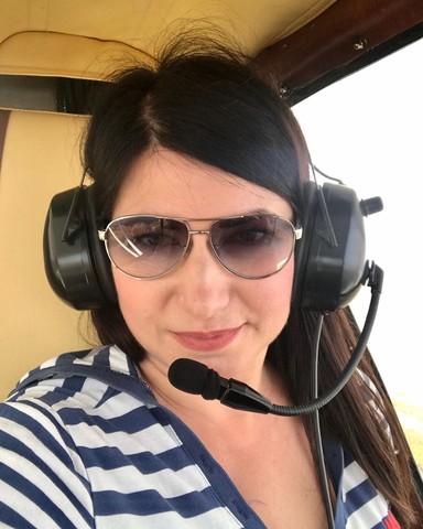 &laquo;Продукт будем бомбический&raquo;: председатель комитета по туризму после поездки на БТР пролетела над Саратовом на гидроплане