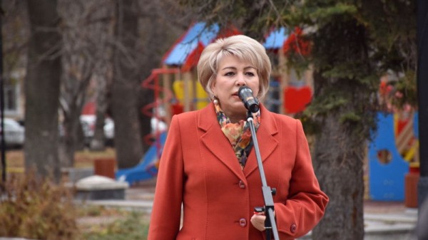 Саратовская Доска почета работников культуры обновилась и &laquo;переехала&raquo; от одного театра к другому
