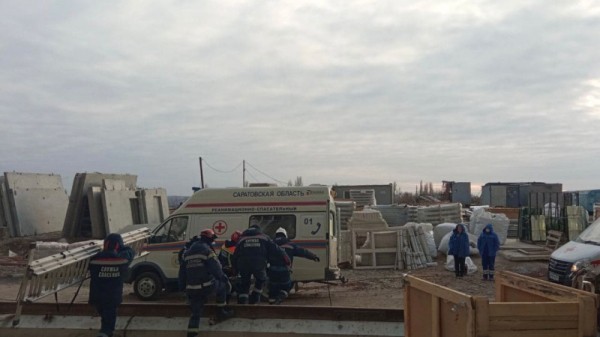 В Саратове пенсионерка упала в шахту лифта с двухметровой высоты
