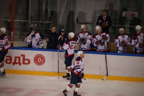 Победное начало гостевой серии