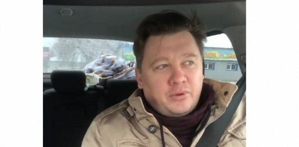 Житель Саратова после похода в налоговую намазал антисептиком уши 