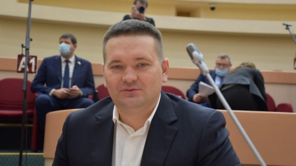 Саратовскую областную думу покинули еще два депутата
