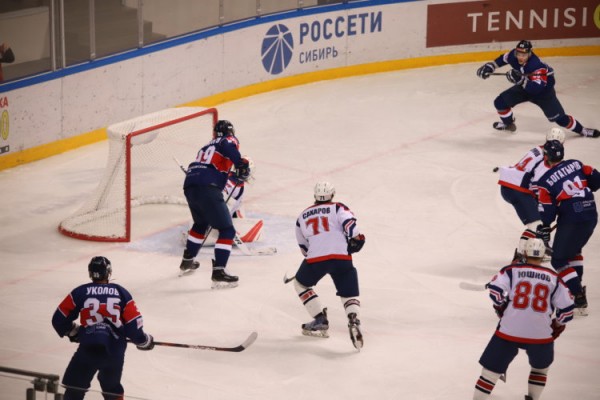 Победное начало гостевой серии