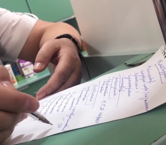 Покупатели сняли на видео поиск в аптеках Саратова противоковидных лекарств