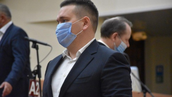 Саратовскую областную думу покинули еще два депутата
